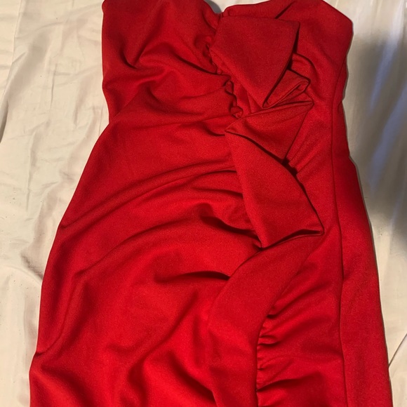 Her first kiss midi dress - Picture 2 of 5